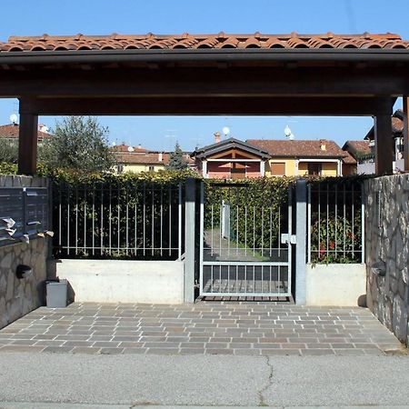 Casa Vacanze Da Riki Appartamento 2 佩斯基耶拉德加达 外观 照片