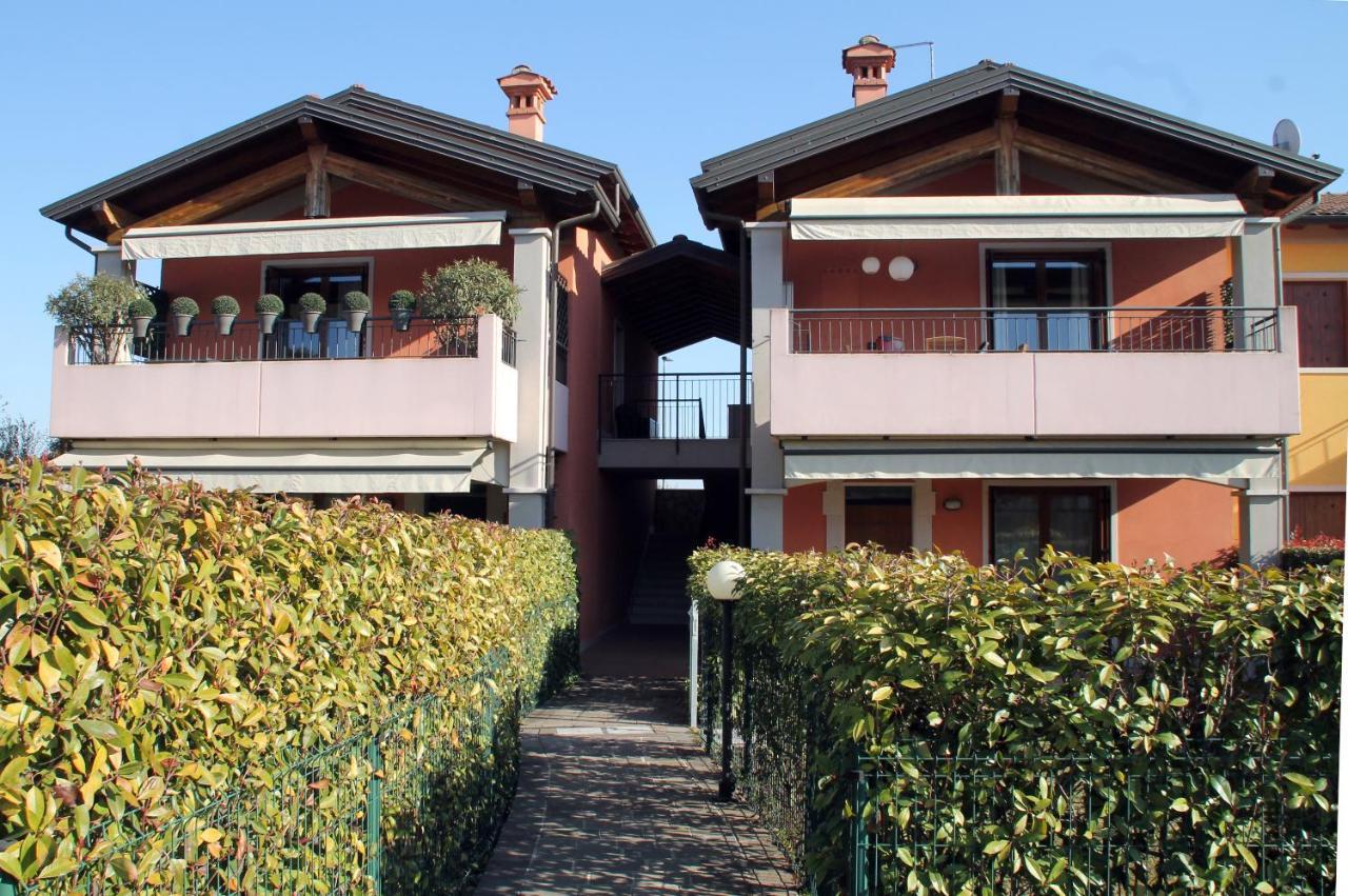Casa Vacanze Da Riki Appartamento 2 佩斯基耶拉德加达 外观 照片