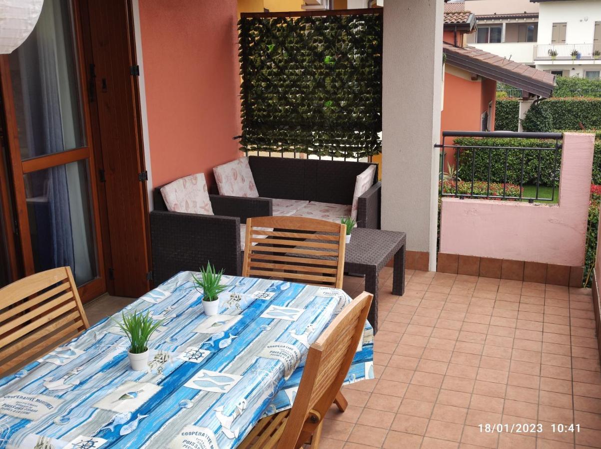 Casa Vacanze Da Riki Appartamento 2 佩斯基耶拉德加达 外观 照片