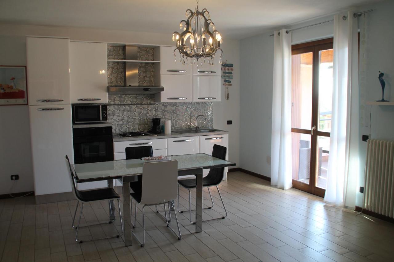 Casa Vacanze Da Riki Appartamento 2 佩斯基耶拉德加达 外观 照片