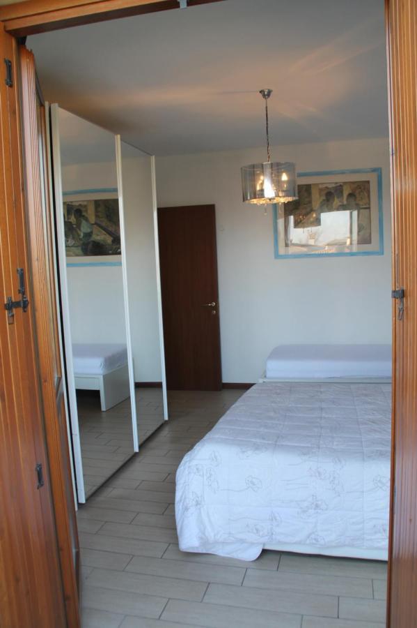 Casa Vacanze Da Riki Appartamento 2 佩斯基耶拉德加达 外观 照片
